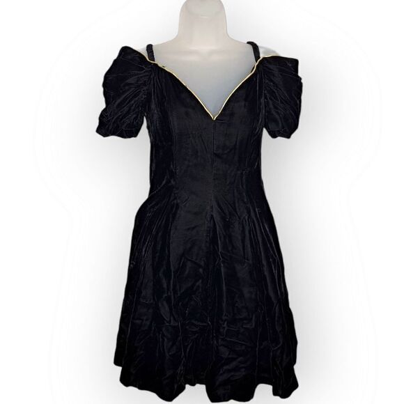 Moda International Vintage 90s Black Velvet Cocktail Dress size 6 Petite - Picture 1 of 6